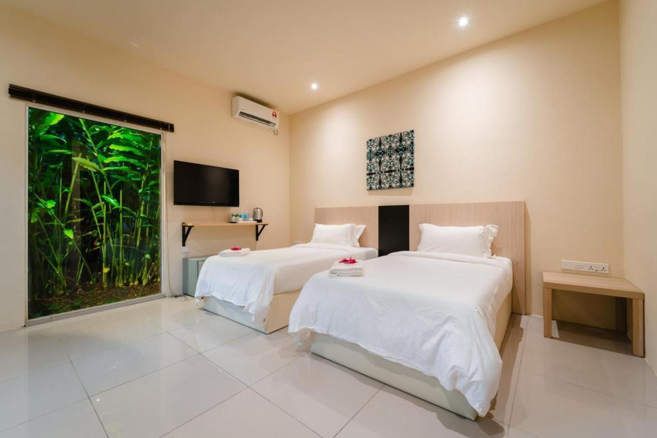 The Firefly Resort เซมปอร์นา ภายนอก รูปภาพ