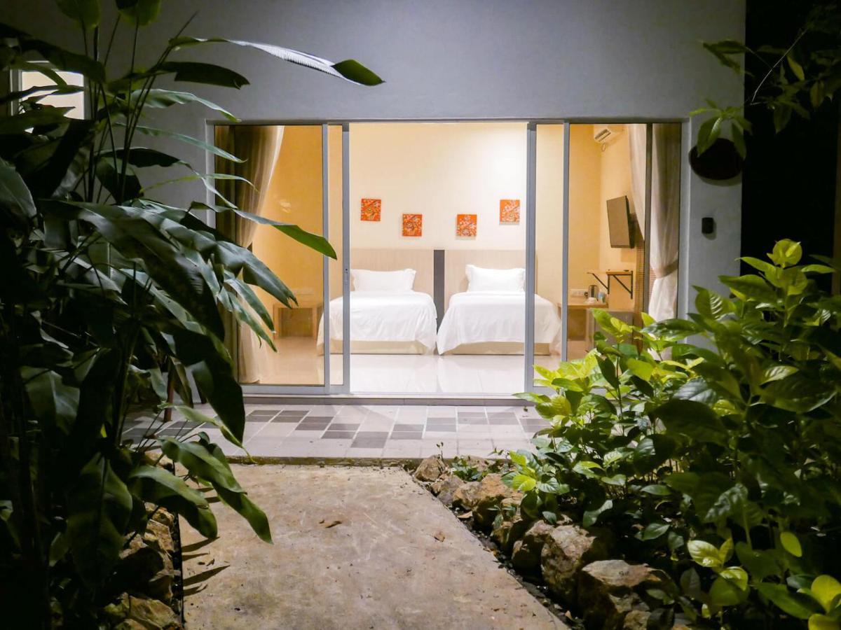The Firefly Resort เซมปอร์นา ภายนอก รูปภาพ